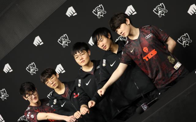 术体系的延 术体系的延