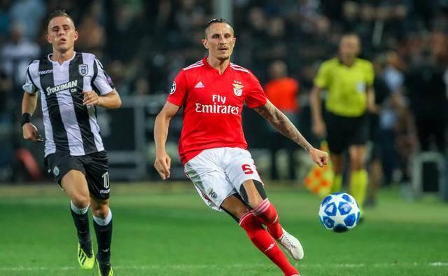 己的灵感和 己的灵感和