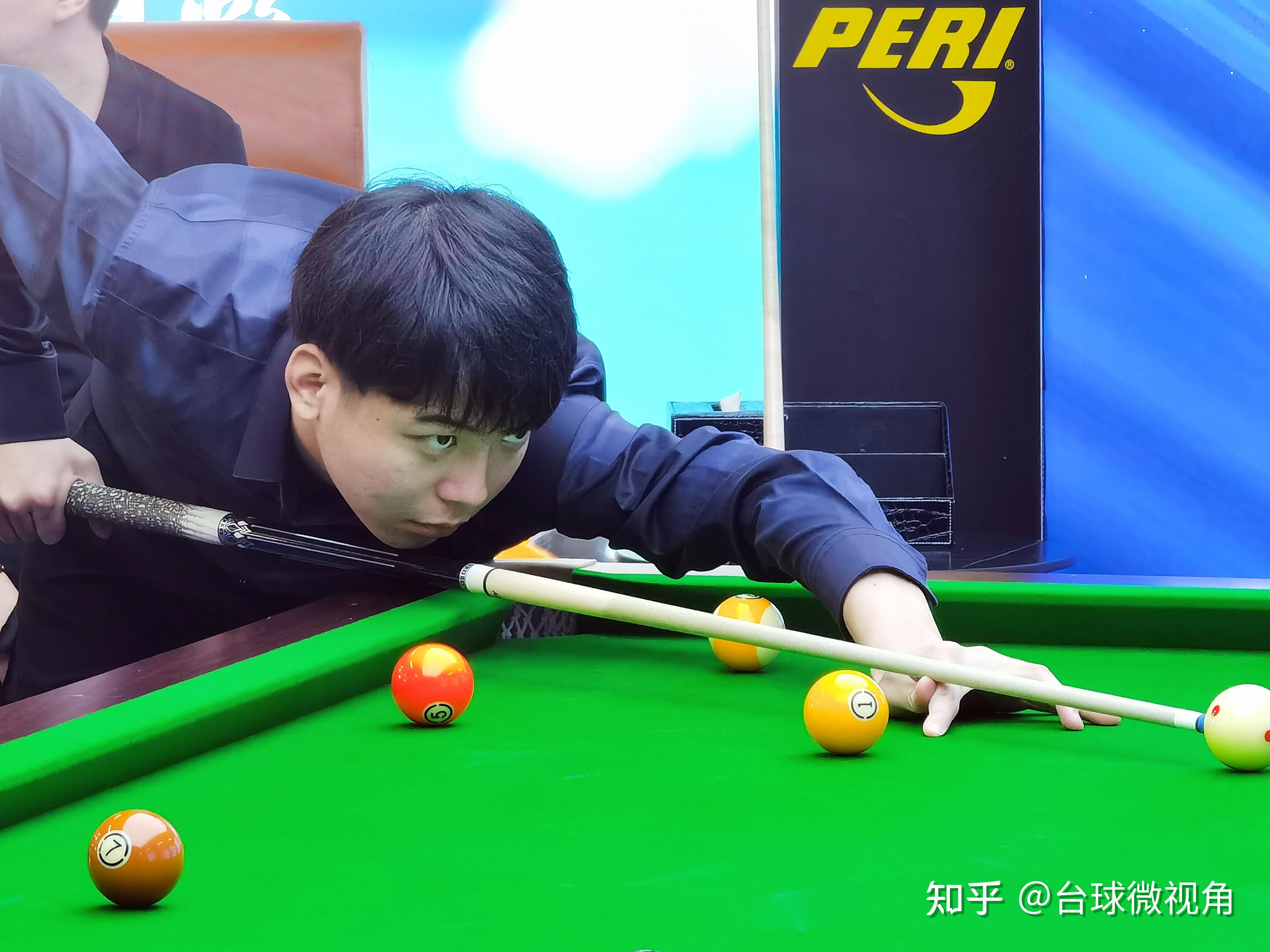 连入两球 连入两球