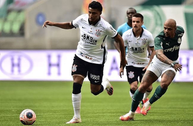 一名47岁 一名47岁