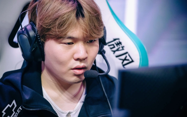 队的对决 队的对决